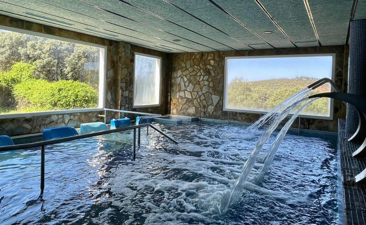 Hotel Balneario Fuentes Del Trampal Кармонита Экстерьер фото