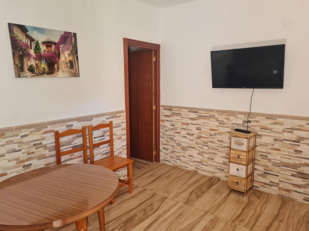 Hotel Balneario Fuentes Del Trampal Кармонита Экстерьер фото