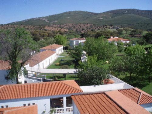 Hotel Balneario Fuentes Del Trampal Кармонита Экстерьер фото