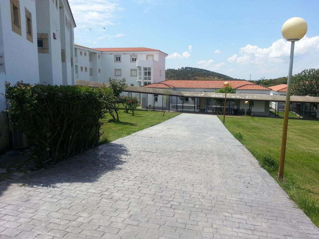Hotel Balneario Fuentes Del Trampal Кармонита Экстерьер фото